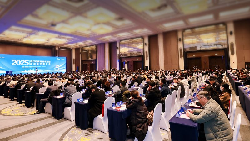 成都办公楼弱电工程：揭秘其重要性及选型要点